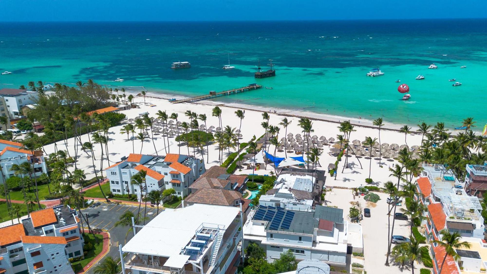 Amazing Penthouse In Punta Cana With Ocean View Exterior photo